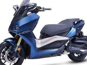 Tairong TR 400 Trailblazer: Skutik 400 cc, Bertampang Ducati Panigale