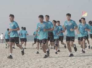 Tiba di Dubai, Timnas Indonesia Latihan di Pantai