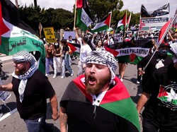 Sorak-sorai Warga Gaza Sambut Gencatan Senjata Hamas-Israel