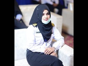 Kenalan dengan Arooba Faridi, Hijabers Insinyur Dirgantara Termuda Pakistan