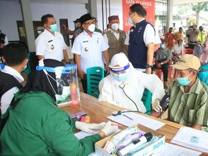 Banyuwangi Target Vaksinasi Lansia Tuntas Akhir Juni