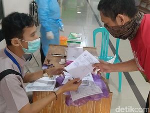 Para Pemudik Berburu Surat Sakti di Puskesmas demi Bisa Balik Jakarta