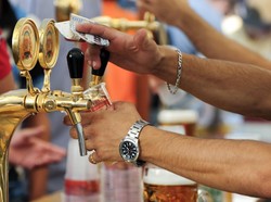 Bir Taybeh, Bir Halal dari Palestina