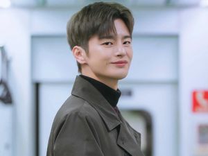 Profil Seo In Guk, Pemain Doom At Your Service Gantengnya Bikin Terpesona