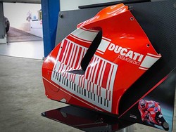 Jangan Kaget, Hanya Fairing Motor Ducati Bekas Stoner Bisa Tebus 6 Skutik Murah