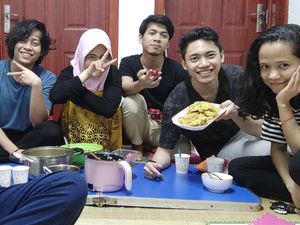 Kisah Mahasiswa RI Lebaran di China: Masak Rendang dan Gulai Sendiri Kisah Mahasiswa RI Lebaran di China: Masak Rendang dan Gulai Sendiri