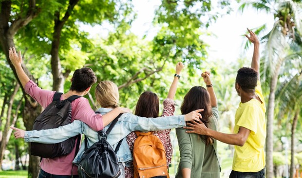 Friends in the Park | Freepik.com Friends in the Park | Freepik.com