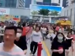 Bergoyang Gedung Pencakar Langit di China Masih Sisakan Tanda Tanya