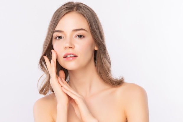 Ilustrasi Kulit Lembab/Foto: freepik.com 7 Manfaat Buah Pepaya untuk Kecantikan