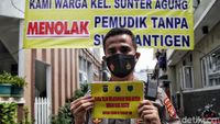 Ini Stiker yang Dipasang di Rumah Warga Pulang Mudik
