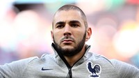Jika fit 100 persen, Karim Benzema sang peraih Ballon dOr 2022 diyakini akan menjadi penyerang utama Prancis di setiap laga. Foto: Getty Images/Adam Pretty