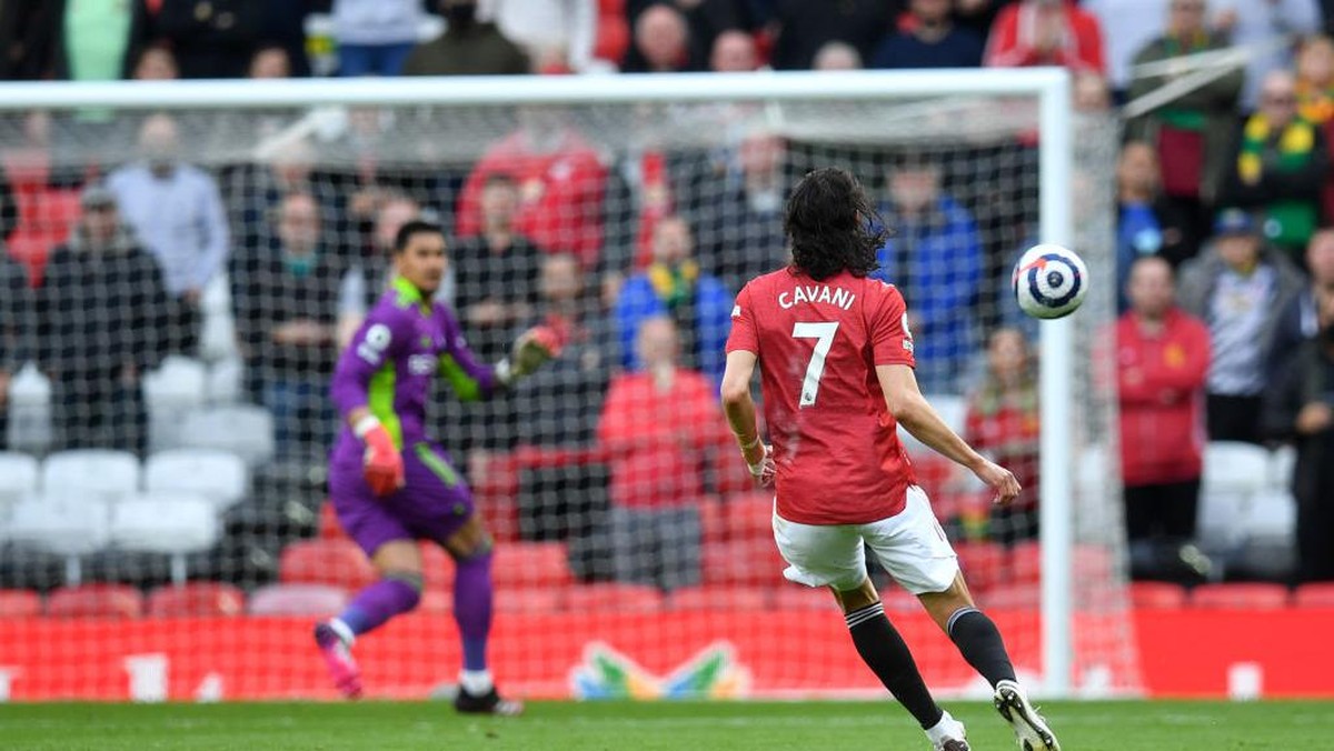 Gol Cavani bawa Man United ungguli Fulham 1-0 di babak pertama (Getty Images/Paul Ellis - Pool)
