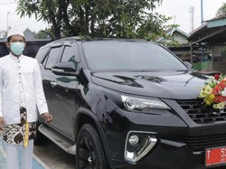 Cerita Pengantin Rasakan Kenyamanan Mobil Dinas Wabup Karawang