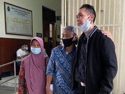 Cerita Lengkap Nenek di Surabaya Kehilangan Rumah Usai Sertifikat Dipinjam Tetangga