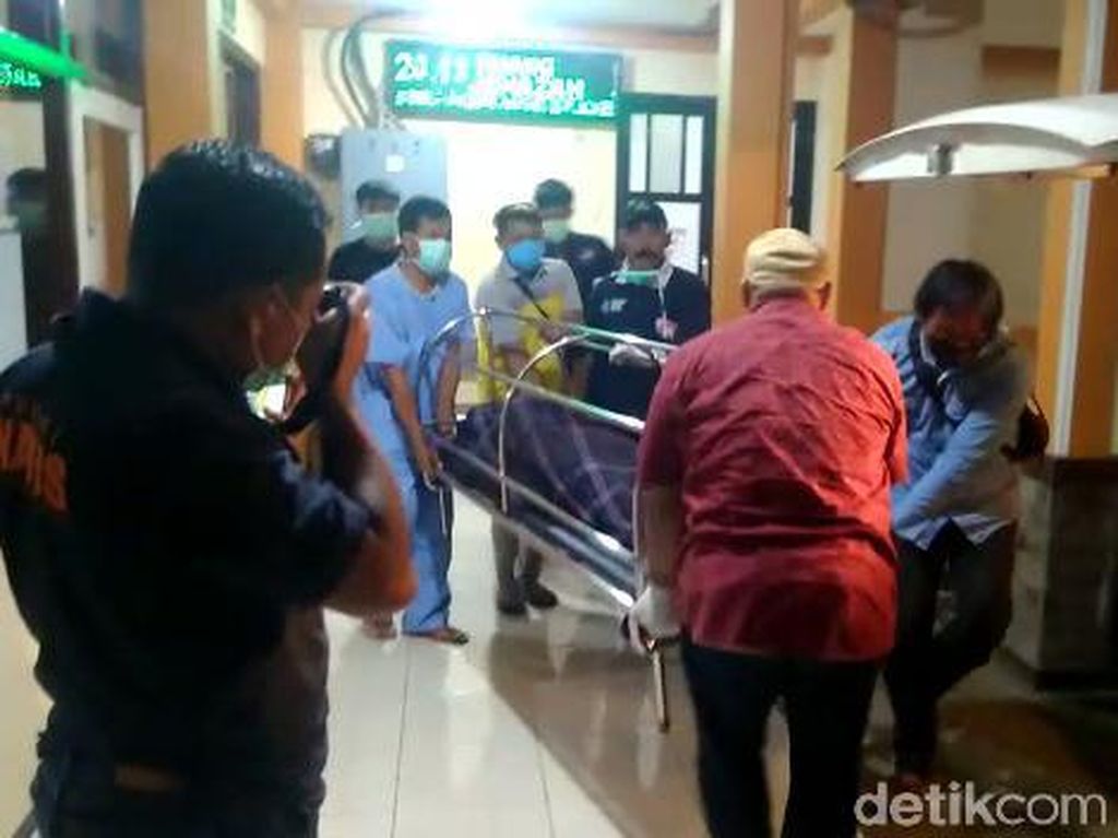 Ibu Hamil di Malang Tewas Setelah Jadi Korban Perampokan Ibu Hamil di Malang Tewas Setelah Jadi Korban Perampokan
