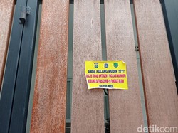 Menengok Stiker Tanda Warga Pulang Mudik di Sunter Agung Jakut
