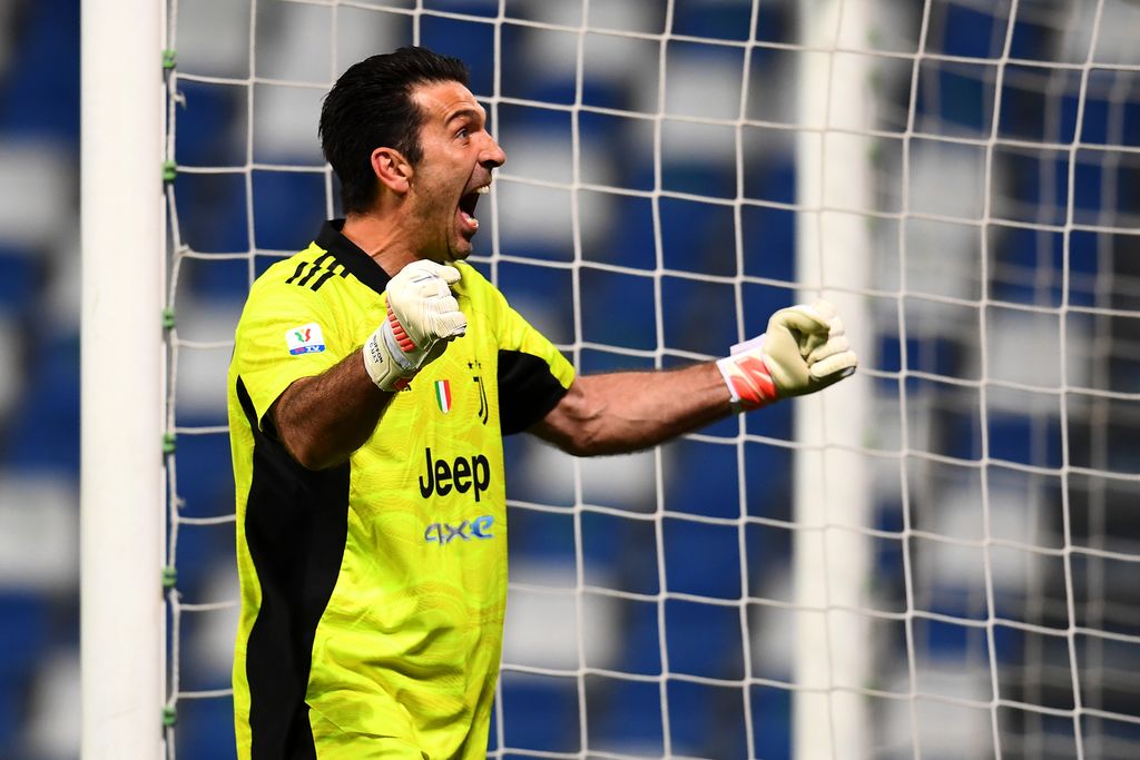 REGGIO NELL'EMILIA, ITALY - MAY 19: Gianluigi Buffon of Juventus reacts during the TIMVISION Cup Final between Atalanta BC and Juventus on May 19, 2021 in Reggio nell'Emilia, Italy. A limited number of fans will be allowed into the stadium as Coronavirus restrictions begin to ease in the UK. (Photo by Claudio Villa/Getty Images for Lega Serie A)