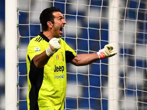 Buffon Belum Mau Pensiun, Tunggu Tawaran Gila