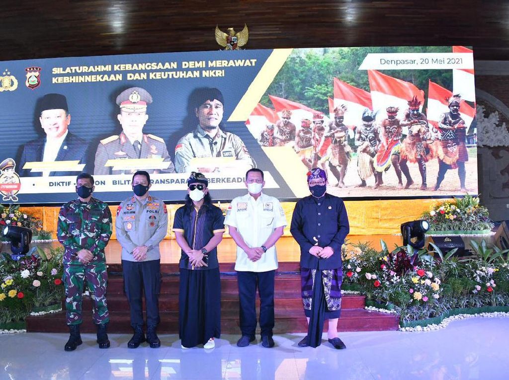 Di Bali, Bamsoet Bicara Pesan Gus Dur soal Agama & Suku Di Bali, Bamsoet Bicara Pesan Gus Dur soal Agama & Suku