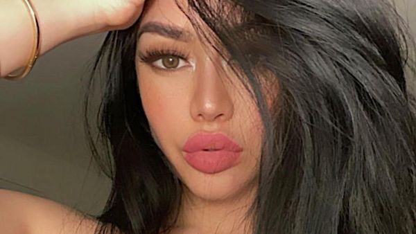 10 Potret Seksi Kim Lee, Miliuner yang Dijuluki Kim Kardashian-nya Asia
