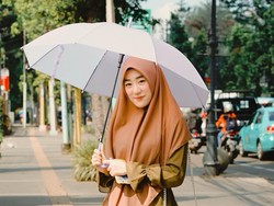 5 Gaya hijab Larissa Chou yang Gugat Cerai Alvin Faiz