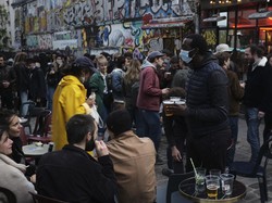 Corona Mulai Reda, Negara Ini Longgarkan Aturan Wajib Masker di Luar Ruangan