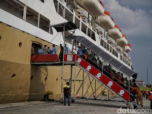 Harga Tiket Pesawat Mahal? Coba Naik Kapal Laut Saja Harga Tiket Pesawat Mahal? Coba Naik Kapal Laut Saja