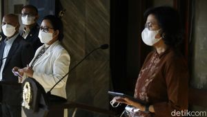 Momen Ketua DPR dan Menkeu Sampaikan Ekonomi Makro 2022