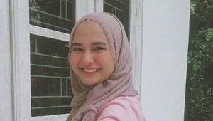 Cantiknya Calon Istri Ameer, Anak Ustaz Arifin Ilham
