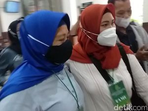 Nenek di Surabaya yang Kehilangan Rumah Laporkan Notaris dan Pembeli Nenek di Surabaya yang Kehilangan Rumah Laporkan Notaris dan Pembeli