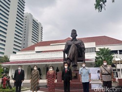 Megawati Ungkap Pesan Khusus dari Patung Bung Karno Baru di Lemhanas