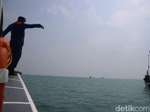 Nekat ke Pulau Panjang, Wisatawan Dicegat Satpolair
