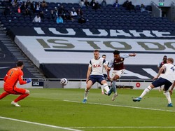 Babak I Selesai, Tottenham Tertinggal 1-2 dari Villa