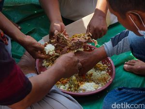 Foto: Tradisi Syawalan Sedekah Laut Demak