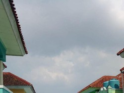 Cerita Sebenarnya di Balik Perumahan Viral Ada Kolam Renang di Jalanannya