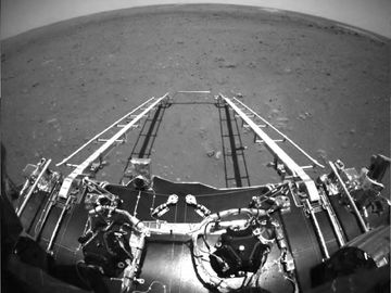 Potret Planet Mars dari Robot Penjelajah China