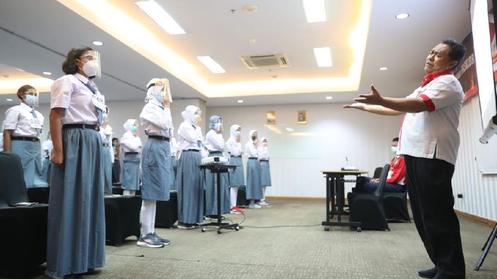 Asdep Kemenpora Hadiri Acara Paskibraka DKI Jakarta Asdep Kemenpora Hadiri Acara Paskibraka DKI Jakarta