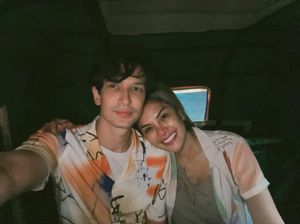 7 Potret Kemesraan Dimas Beck dan Nikita Mirzani yang Dikabarkan Pacaran 7 Potret Kemesraan Dimas Beck dan Nikita Mirzani yang Dikabarkan Pacaran
