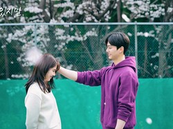 Daftar Drakor dan Film Korea yang Bisa Ditonton di Netflix Juni 2021