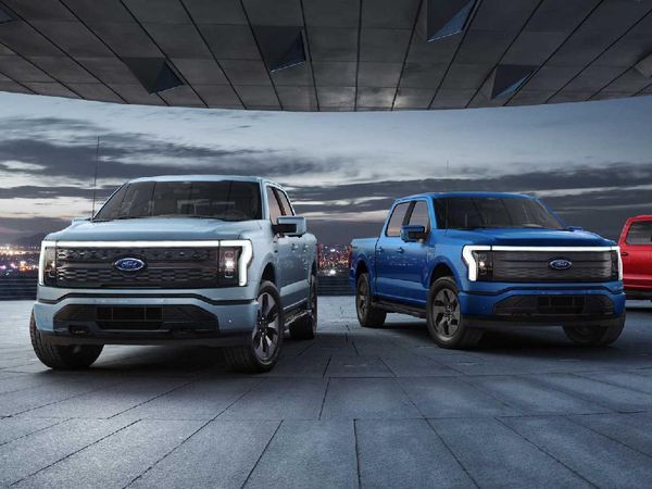 Lihat Lebih Dekat Ford F-150 Lightning, Pikap Listrik Pesaing Tesla Cybertruck