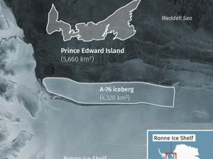 Penampakan Gunung Es Terbesar yang Mengapung di Lautan Penampakan Gunung Es Terbesar yang Mengapung di Lautan