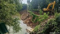 Normalisasi Kali Cikalapa Antisipasi Banjir di Wadas Karawang