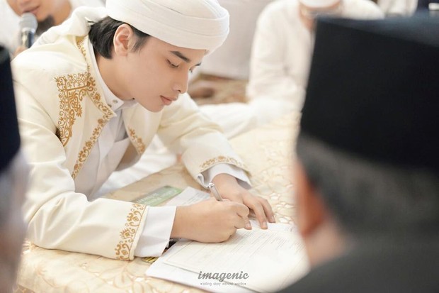 Larissa Chou & Alvin Faiz/Sumber: Instagram.com/alvin_411 Alvin faiz cerai