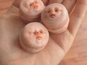 Nyleneh! Macaron Ini Dibuat dengan Bentuk Wajah Bayi Nyleneh! Macaron Ini Dibuat dengan Bentuk Wajah Bayi