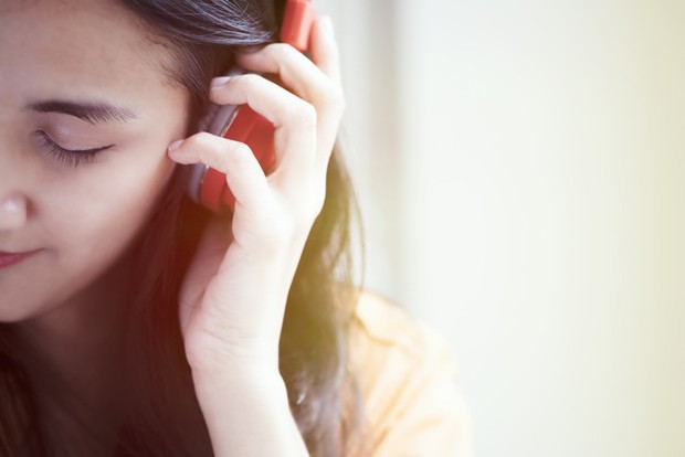 Mengalihkan Perhatianmu