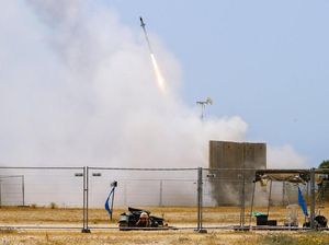 3 Roket Hantam Daerah Dekat Kilang Minyak Irak