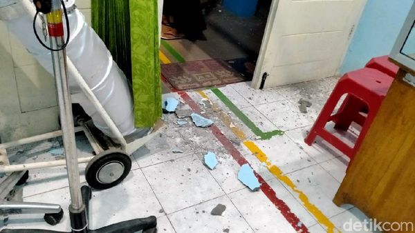 Penampakan Puskesmas Wates yang Rusak Usai Diguncang Gempa Blitar