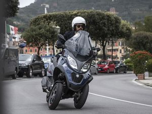 Motor-motor Piaggio Bakal Punya Airbag Motor-motor Piaggio Bakal Punya Airbag