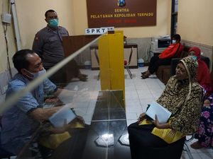 Ratusan Emak-emak di Mojokerto Tertipu Arisan Lebaran Ratusan Emak-emak di Mojokerto Tertipu Arisan Lebaran