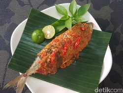 Resep Pepes Ikan Kembung Bumbu Merah yang Sedap Buat Makan Siang